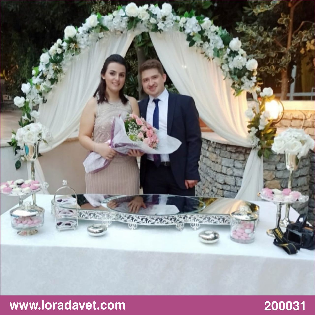 Lora Davet - Lora Davet Mağazamız